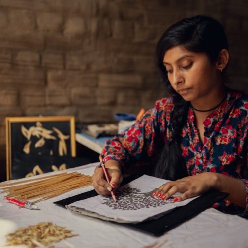 Project Lehar alumni Rachna producing her art